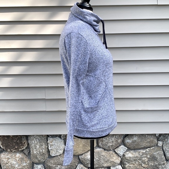 Old Navy Active Go-Dry Heathered Gray Mock Neck Sweater - Picture 10 of 13